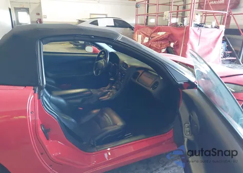 1998 Chevrolet Corvette z USA, uszkodzony, nr VIN 1G1YY32G6W5127251